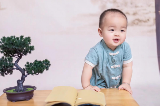 专业试管借卵代怀机构宝宝多大可以吃辅食